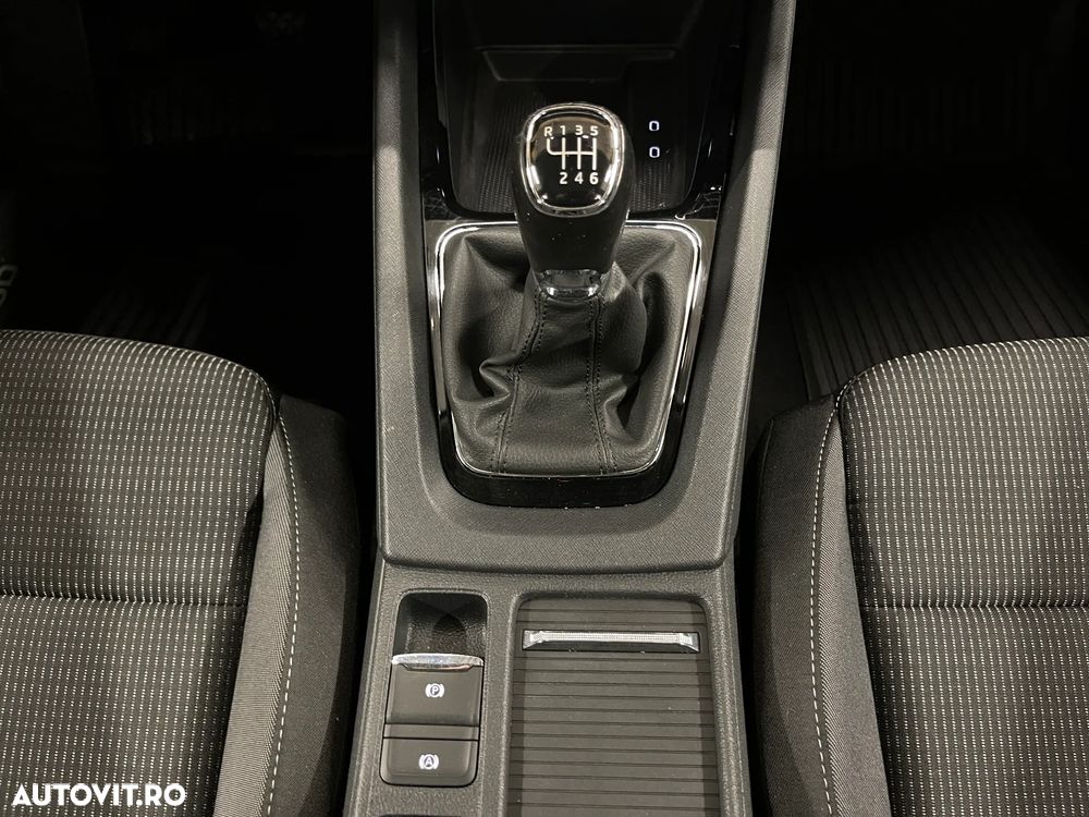 Skoda Octavia 2.0 TDI Ambition - 28