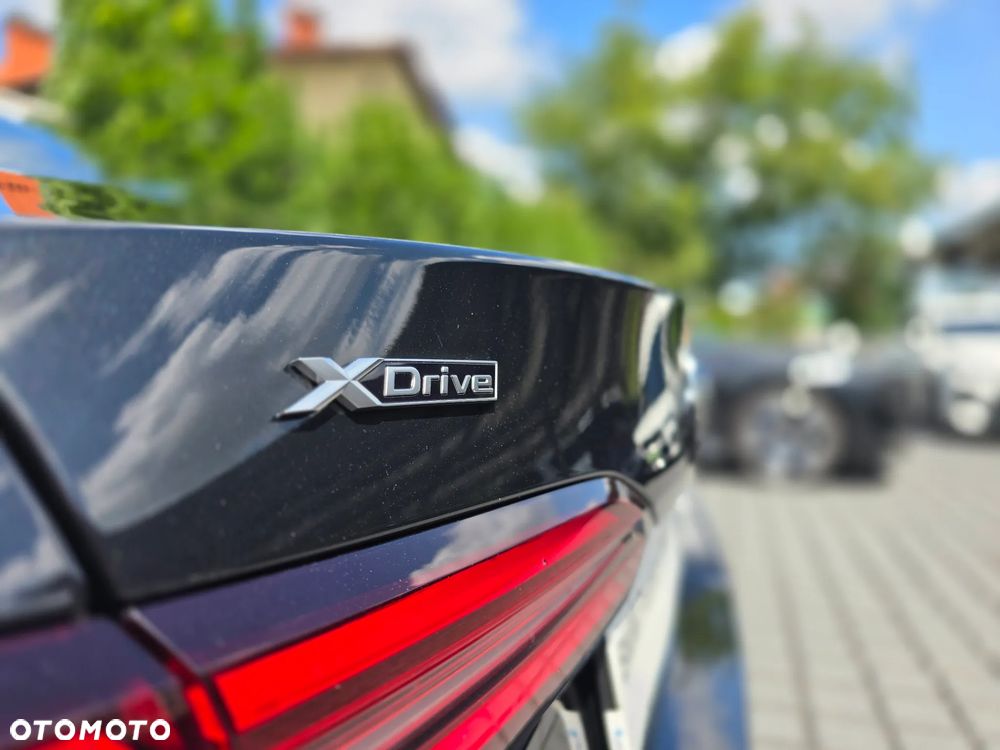 BMW Seria 5 520d xDrive mHEV M Sport - 25