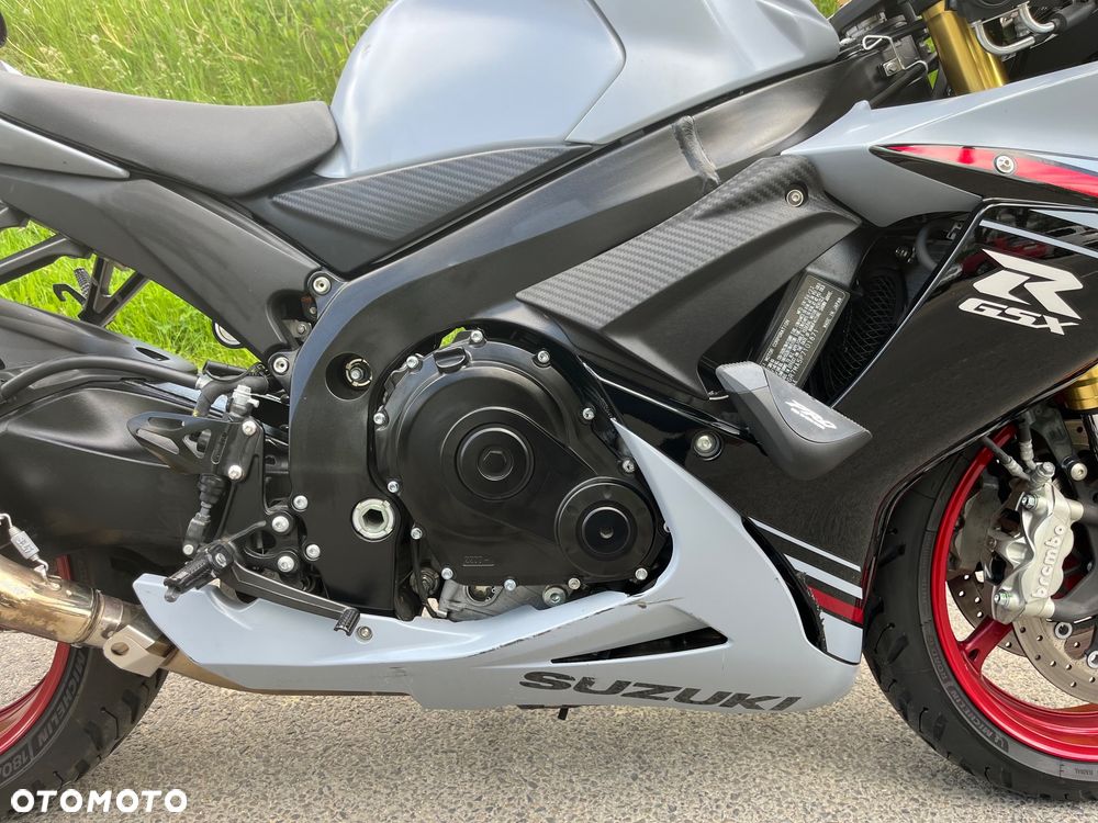 Suzuki GSX-R - 12