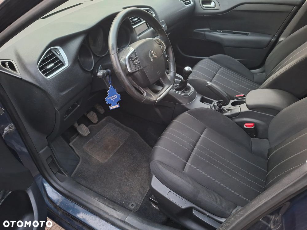 Citroën C4 VTi 95 Attraction - 6