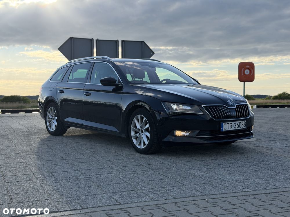 Skoda Superb 2.0 TDI Style - 2
