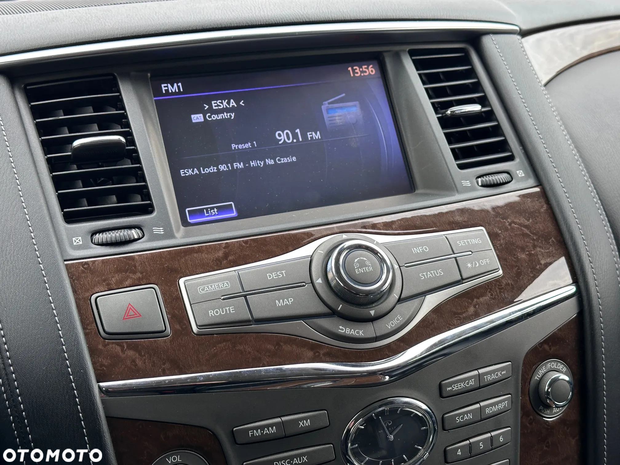 Infiniti QX80 - 22