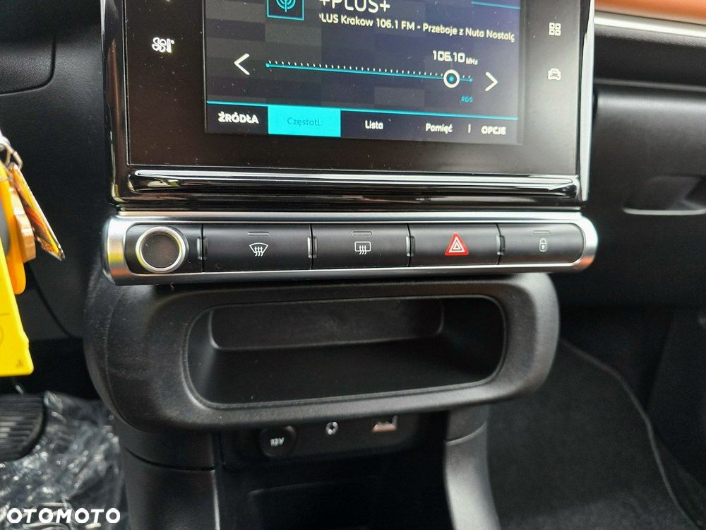 Citroën C3 1.2 PureTech Shine - 24