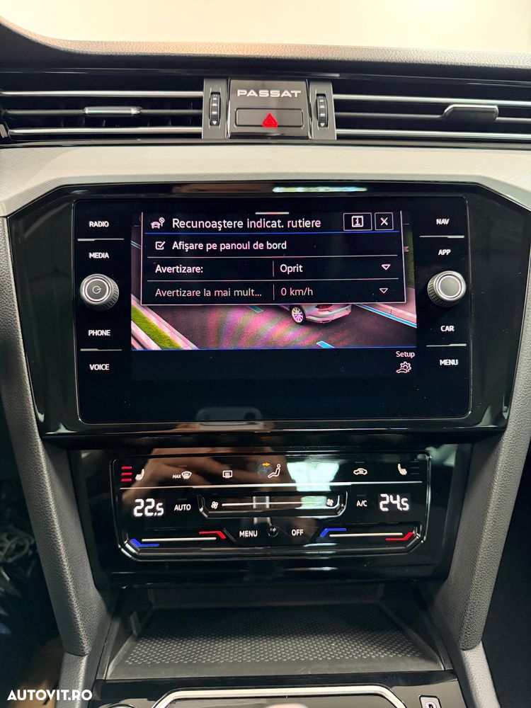 Volkswagen Passat 2.0 TDI DSG Highline - 29