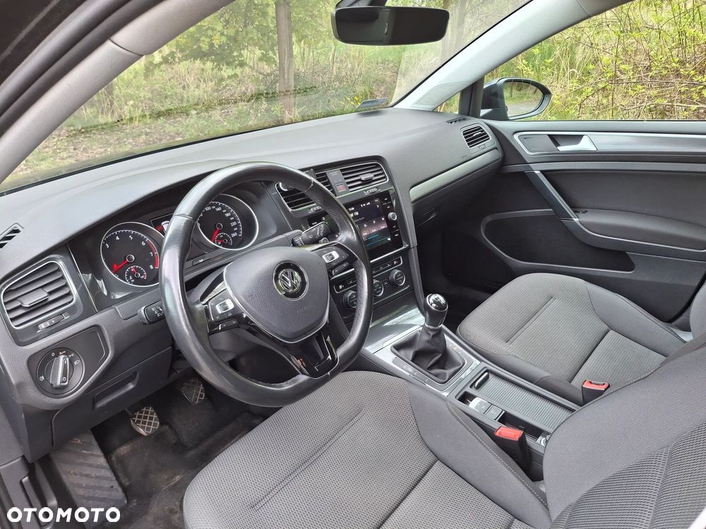 Volkswagen Golf 1.4 TSI BMT Comfortline - 11