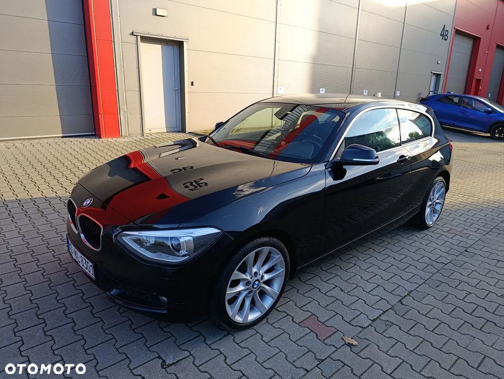 BMW Seria 1 116i Sport Line - 2