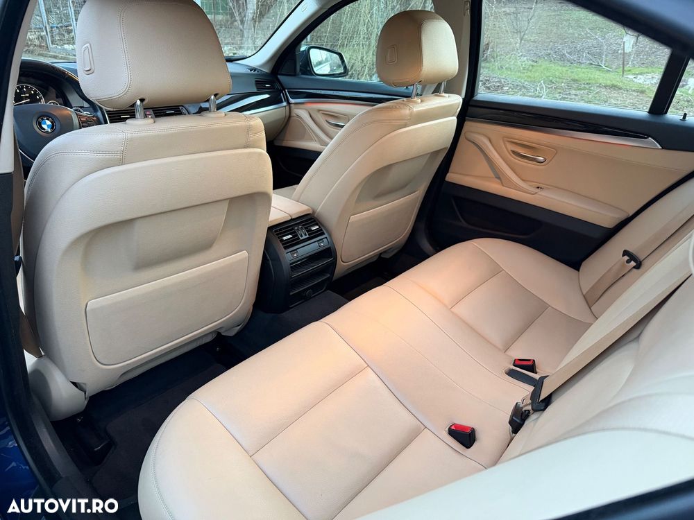 BMW Seria 5 535i xDrive - 26