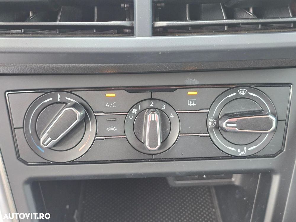 Volkswagen Polo - 18