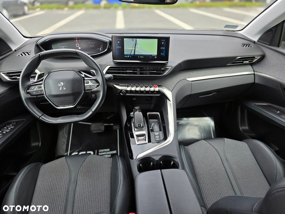 Peugeot 3008 1.2 PureTech Allure Pack S&S EAT8 - 17