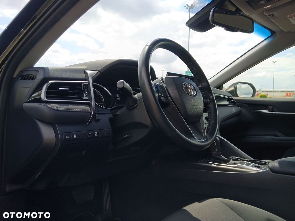 Toyota Camry 2.5 Hybrid Comfort CVT - 19