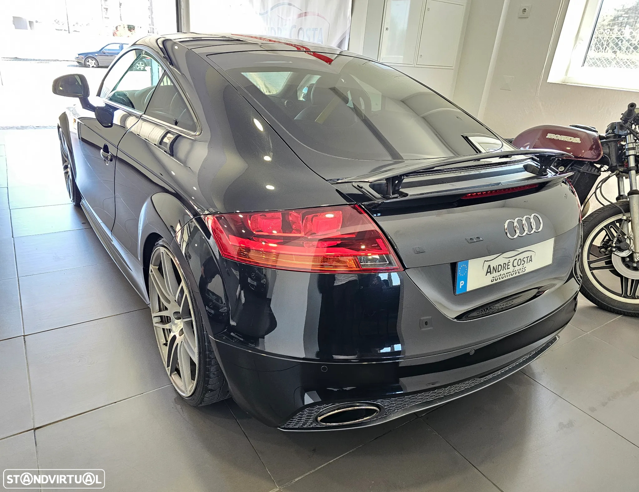 Audi TTS Coupé 2.0 TFSi quattro - 4
