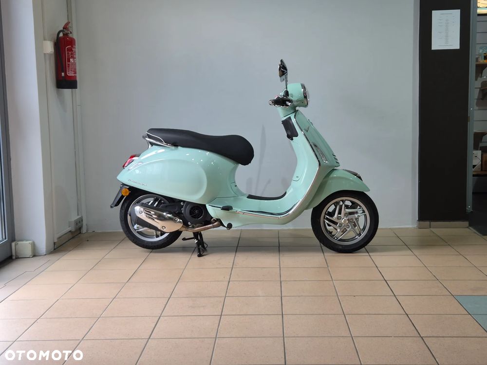 Vespa Primavera - 3