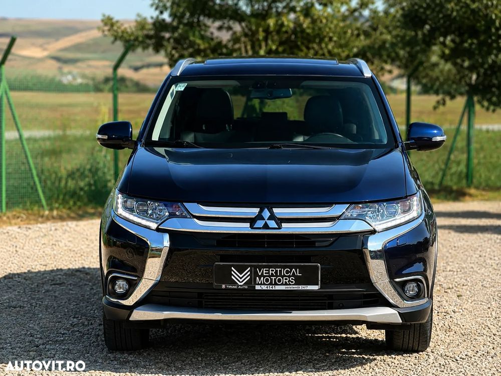 Mitsubishi Outlander - 14
