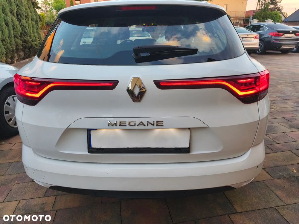 Renault Megane TCe 140 GPF INTENS - 28