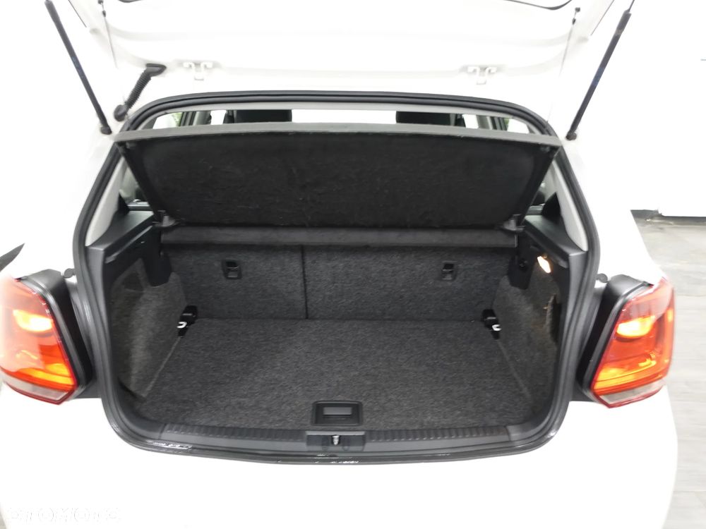 Volkswagen Polo 1.6 TDI Trendline - 22