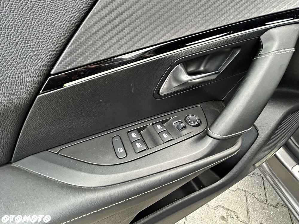 Peugeot 2008 PureTech 130 Stop&Start GT-Line Edition - 18