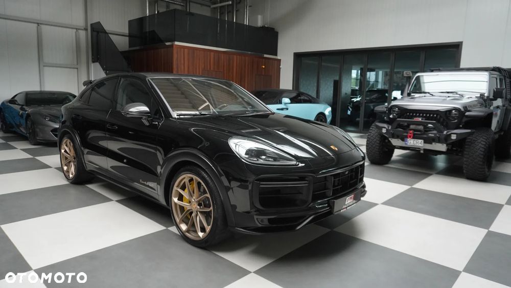 Porsche Cayenne Turbo GT - 14