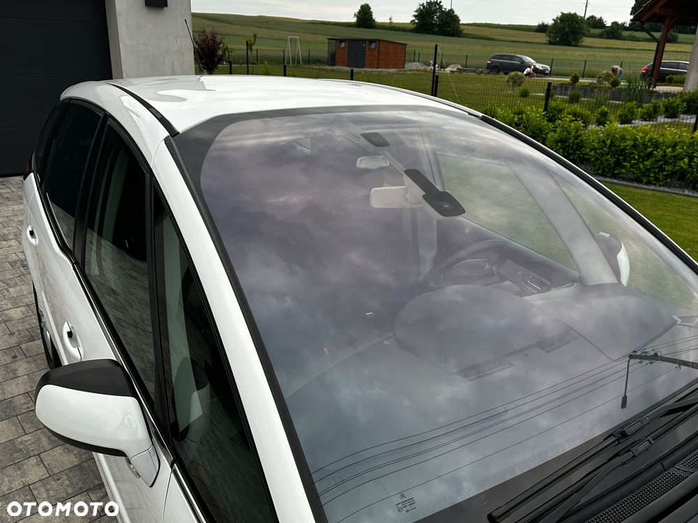 Citroën C4 Picasso - 16