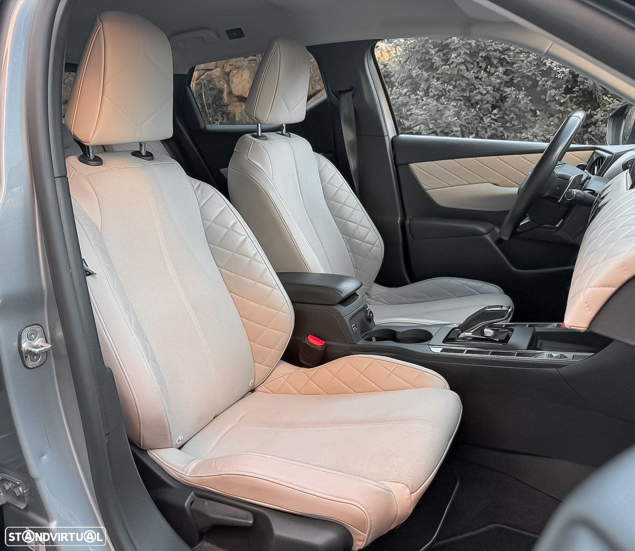 DS DS3 Crossback 1.2 PureTech Rivoli EAT8 - 23