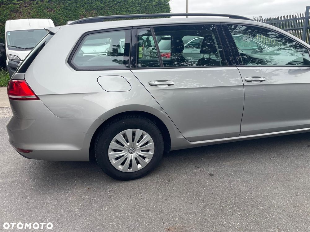 Volkswagen Golf - 4