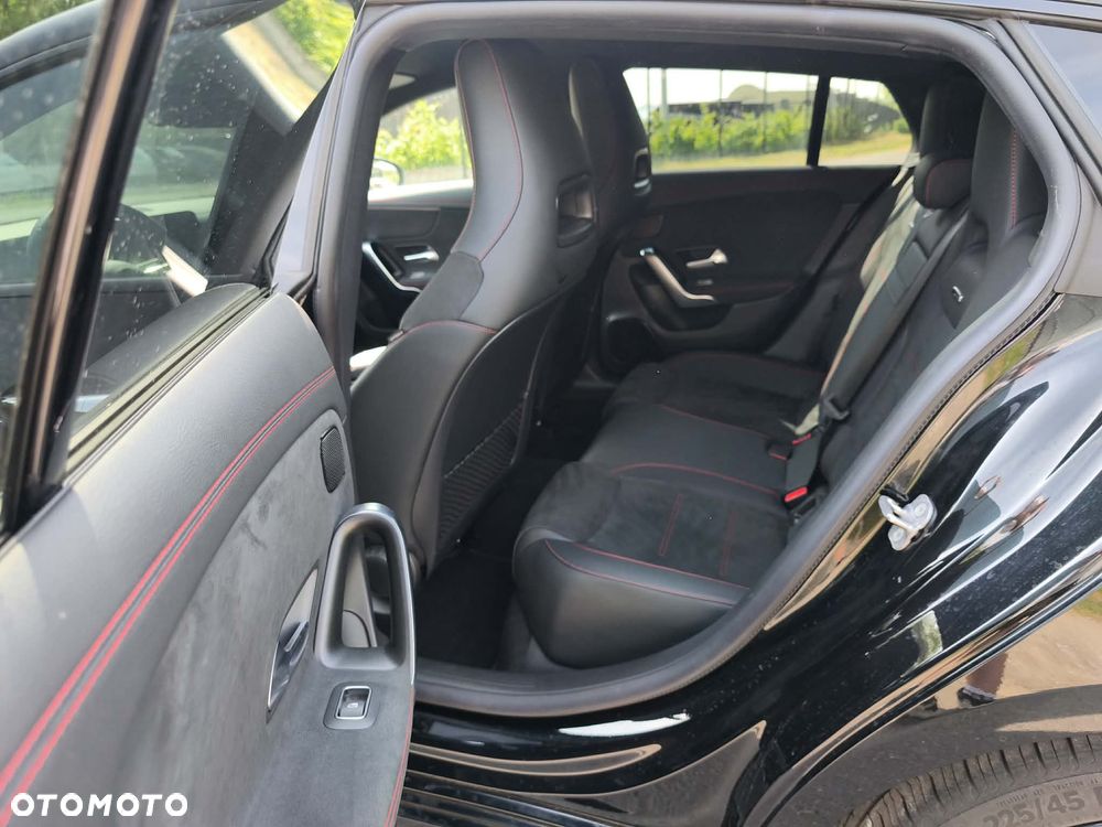 Mercedes-Benz CLA 200 d 8G-DCT AMG Line - 36