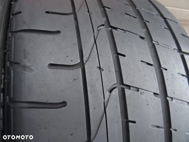 285/30/ZR19 98Y Pirelli Pzero - 4