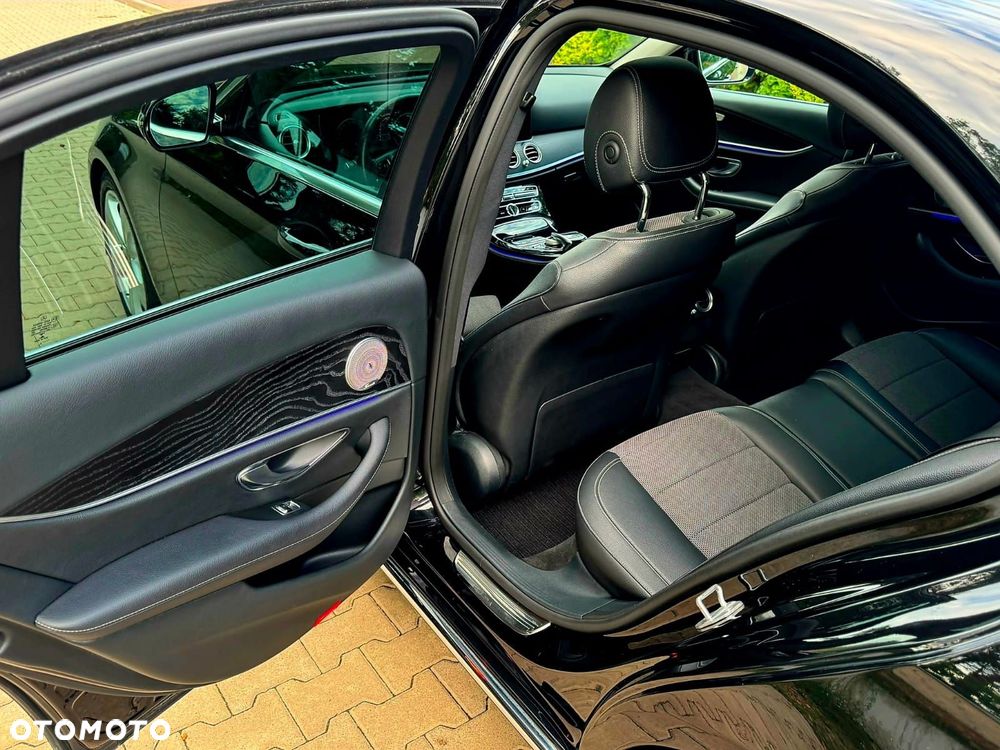 Mercedes-Benz Klasa E 350 D 9G-TRONIC Avantgarde - 19