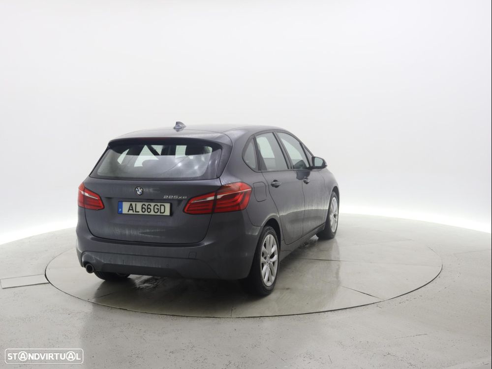 BMW 225xe Active Tourer - 6