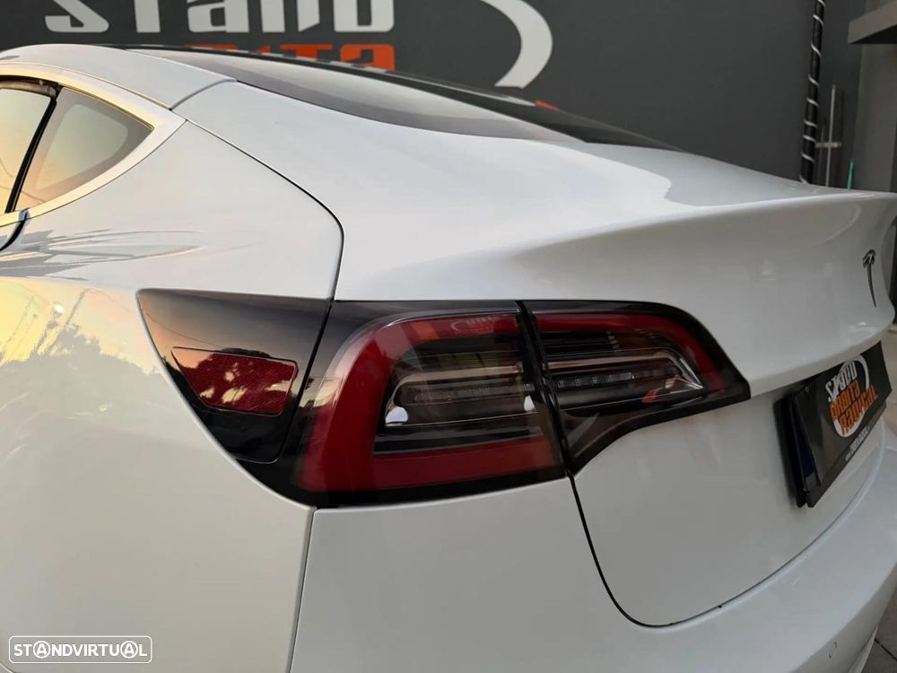 Tesla Model 3 Standard RWD Plus — photo 5