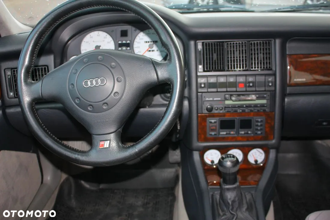 Audi RS2 - 11