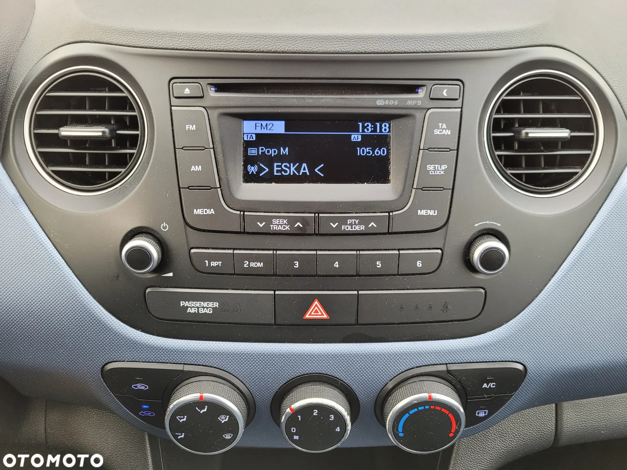Hyundai i10 1.0 BlueDrive Comfort - 11