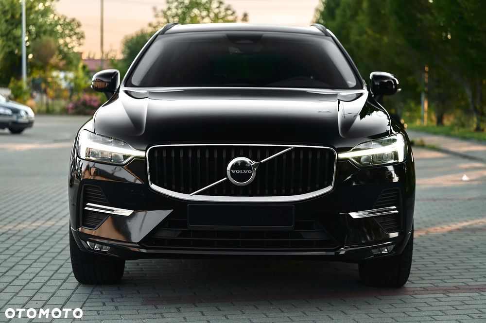 Volvo XC 60 B4 D AWD Momentum Pro - 5