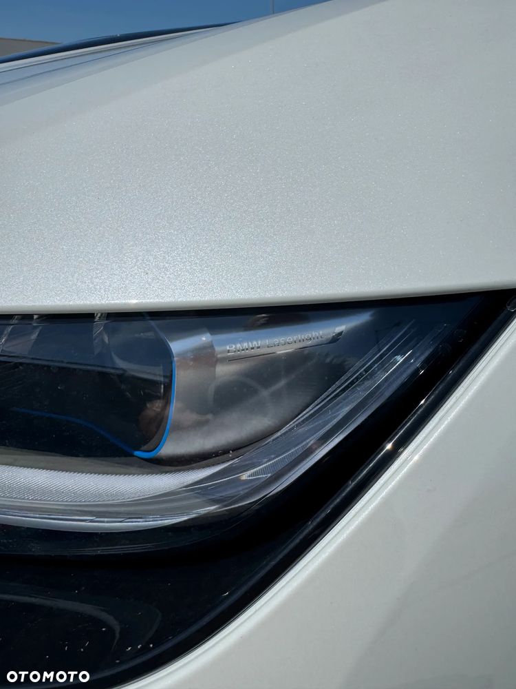 BMW i8 Standard - 12