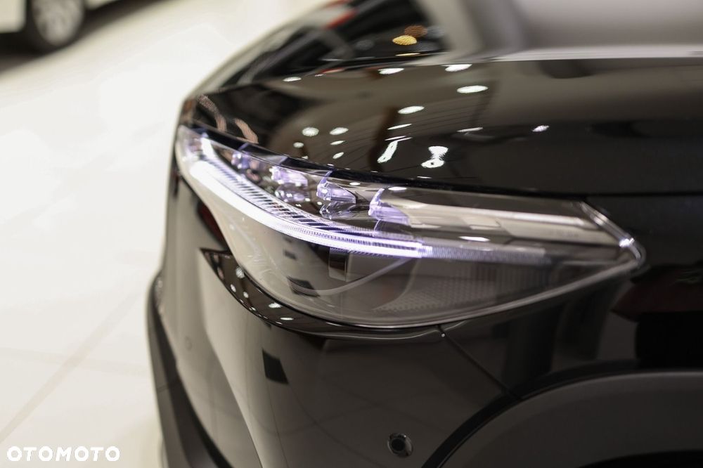 Toyota Corolla Cross - 36