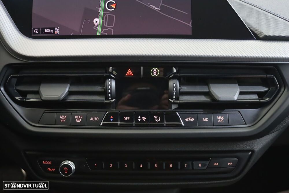 BMW 116 d Pack Desportivo M Auto - 30