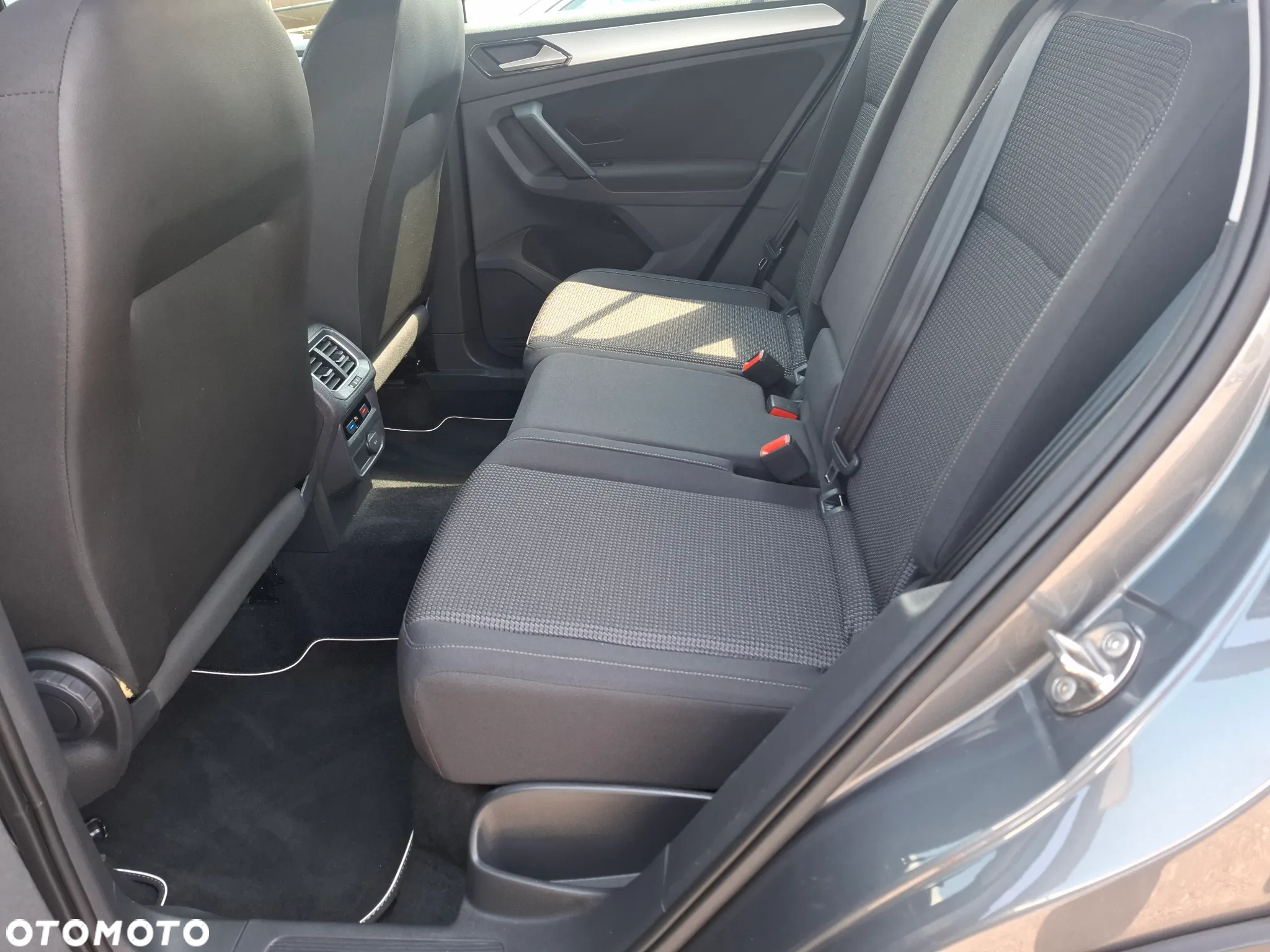 Volkswagen Tiguan 2.0 TDI BMT SCR Comfortline - 33