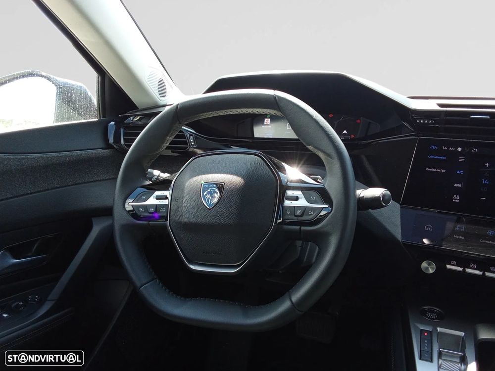 Peugeot 408 1.2 PureTech Allure EAT8 - 12