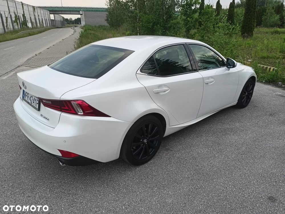 Lexus IS 200t Elegance - 4
