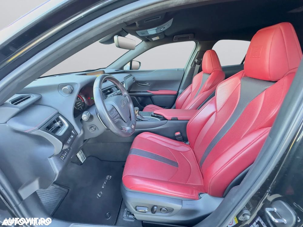 Lexus UX 250h F SPORT - 11