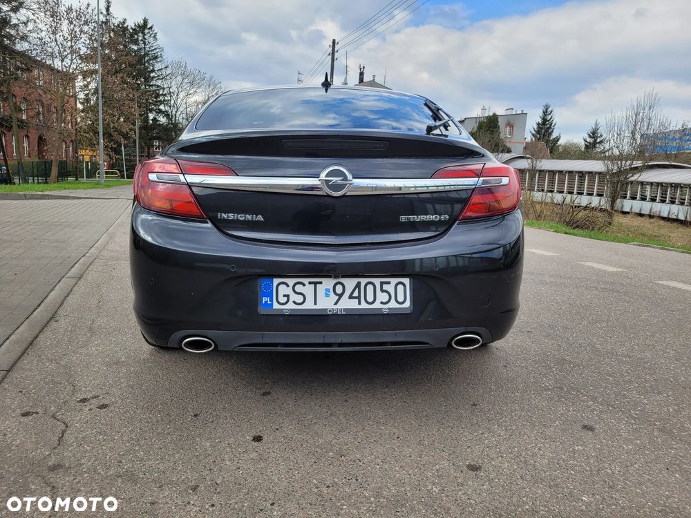 Opel Insignia 2.0 Bi Turbo CDTI 4x4 - 5