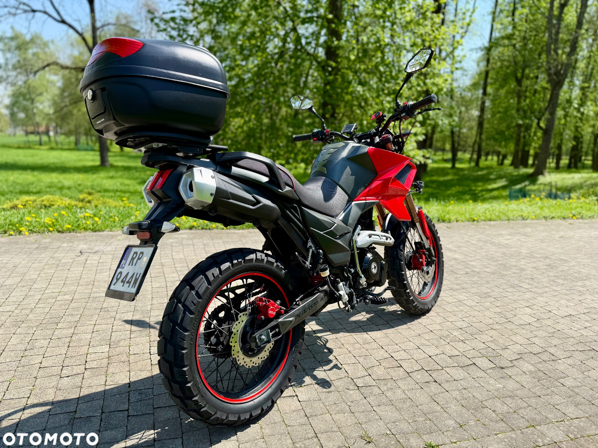 Barton Hyper