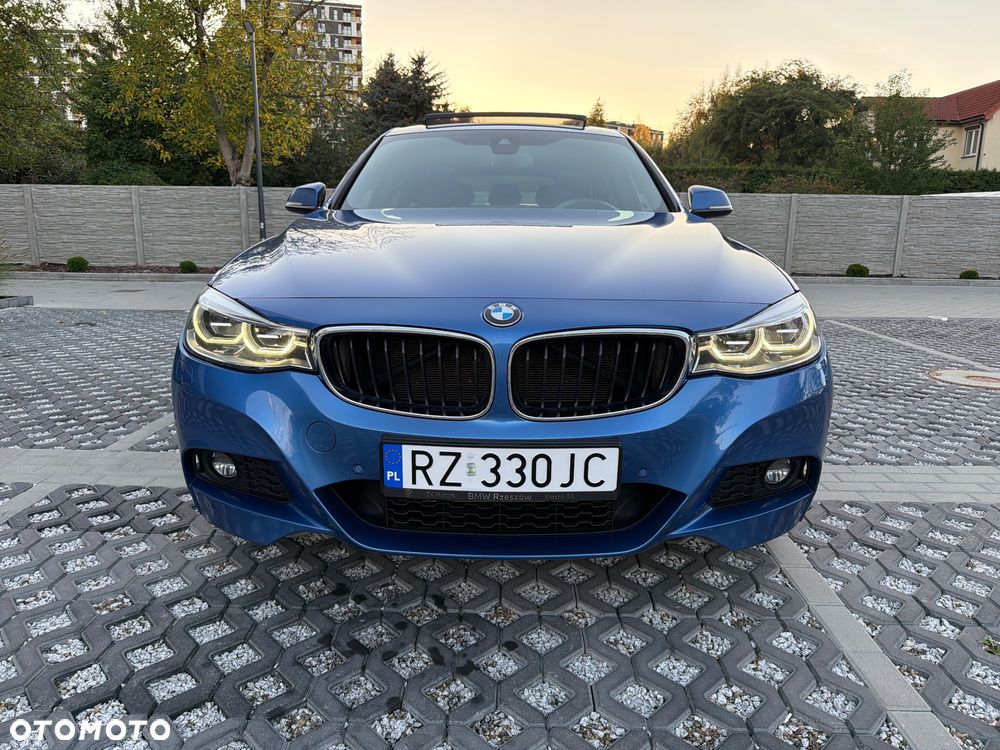 BMW 3GT 330i xDrive M Sport - 4
