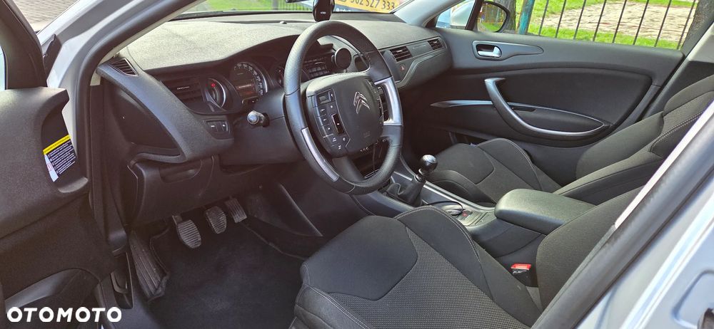 Citroën C5 Tourer HDi 165 FAP Exclusive - 6