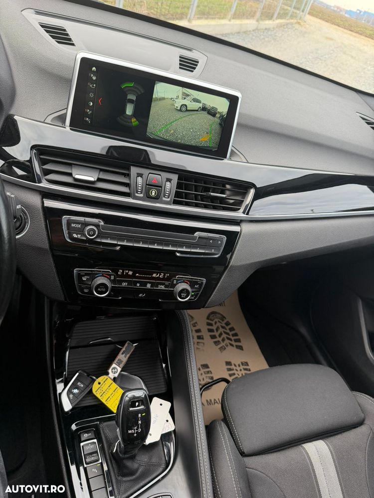 BMW X1 xDrive18d Aut. Sport Line - 8