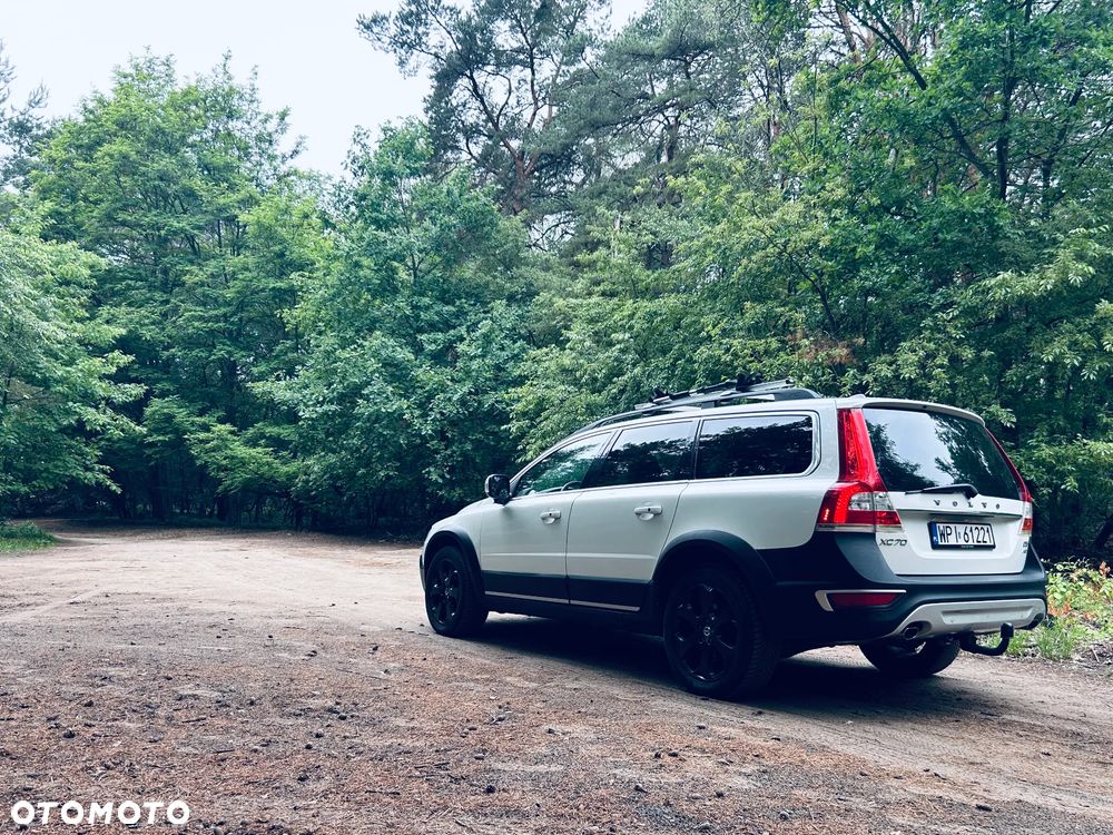 Volvo XC 70 D5 AWD Summum - 4