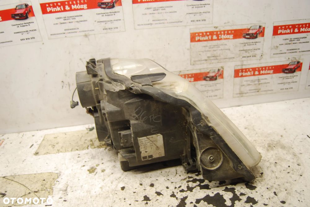 LAMPA LEWY PRZÓD PRZEDNIA LEWA 8200301852 XENON RENAULT MODUS - 5