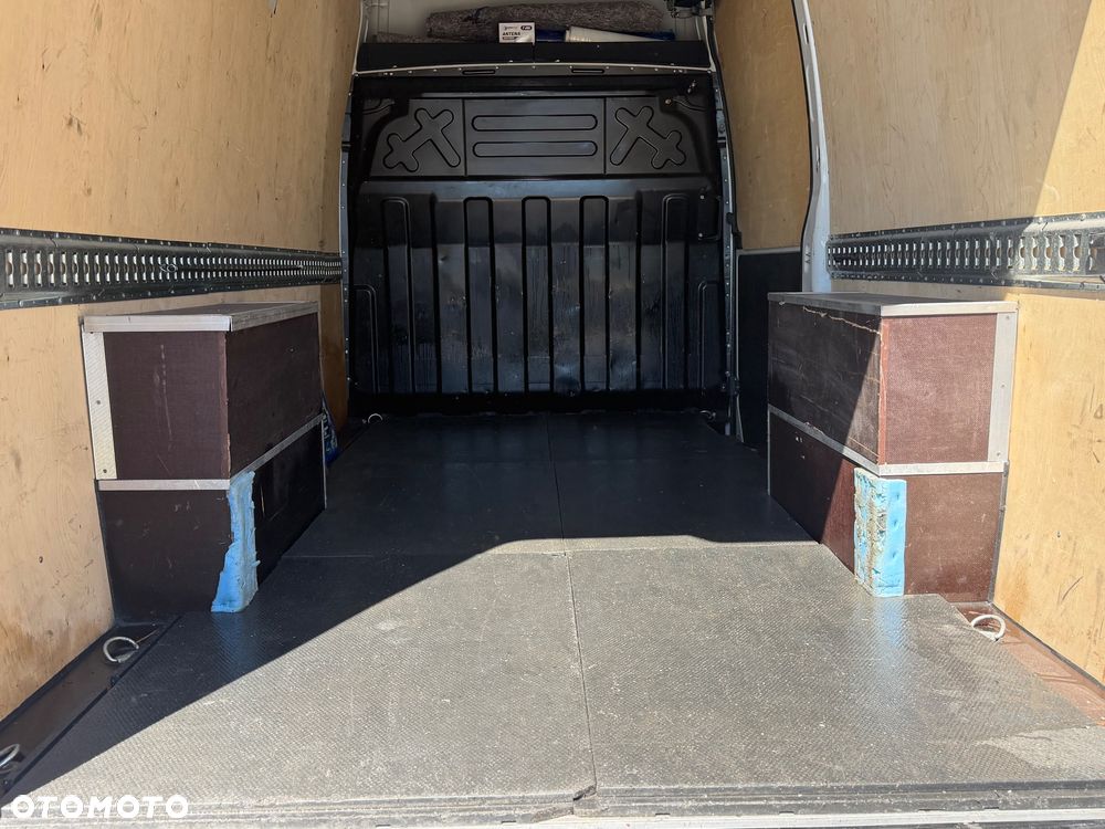 Iveco DAILY - 7