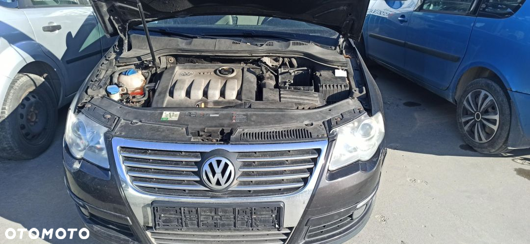 Passta b6 1,9 tdi silnik BKC skrzynia HNV czarny - 5