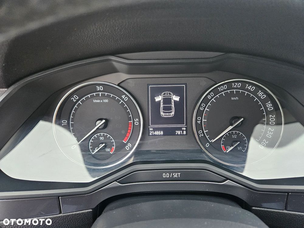 Skoda Superb 1.6 TDI Style - 25