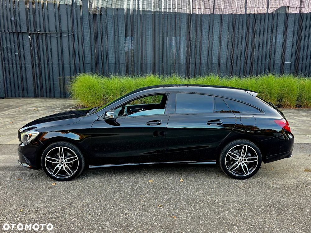 Mercedes-Benz CLA 200 Urban - 23